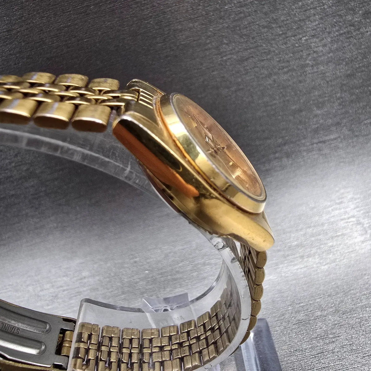 Seiko Watch Women 23mm Gold Dial Gold Tone Daydate Round 7N83-0011 New Battery3