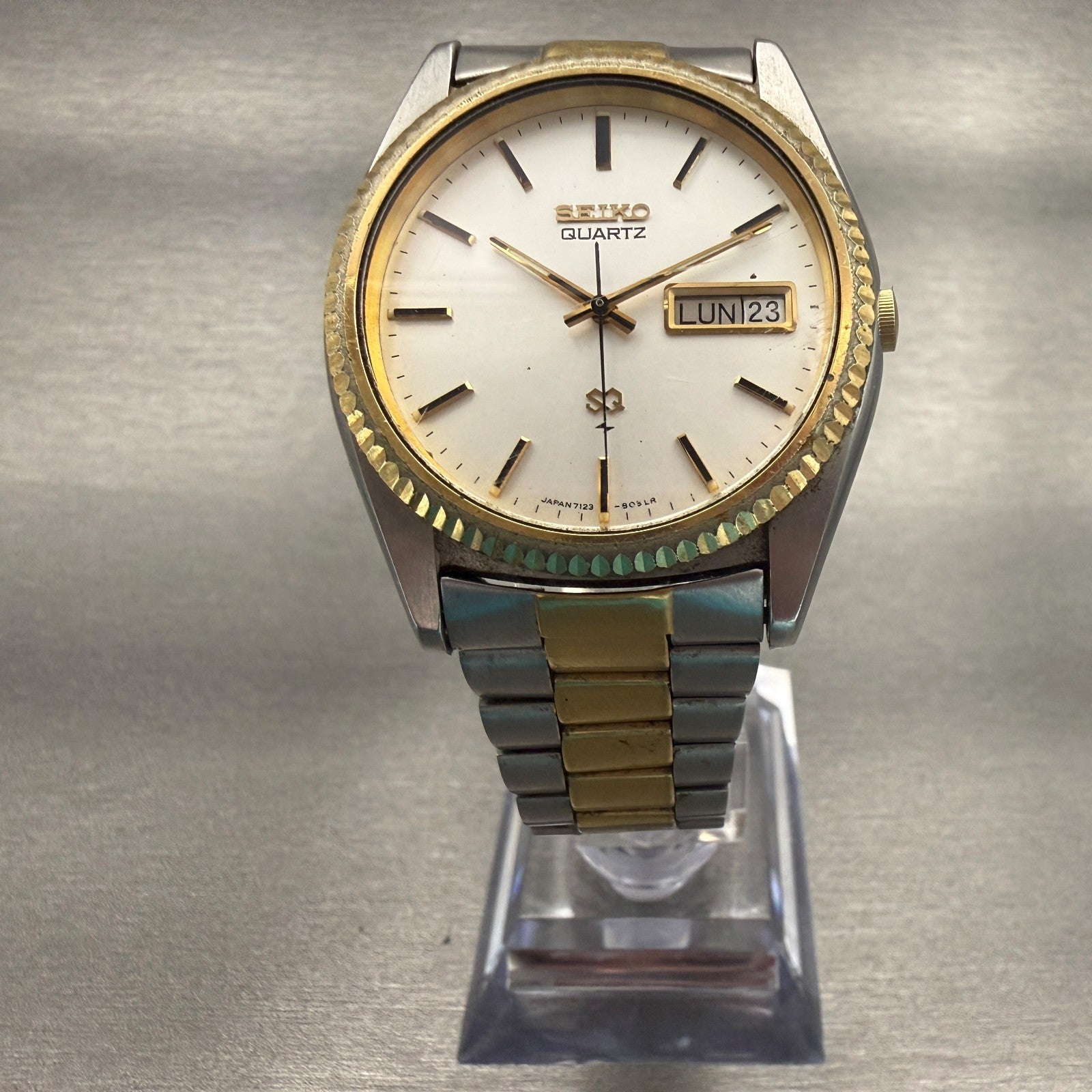 Seiko SQ Watch Men 36mm Silver Dial Two Tone Daydate Round 7123-8059 New Battery5