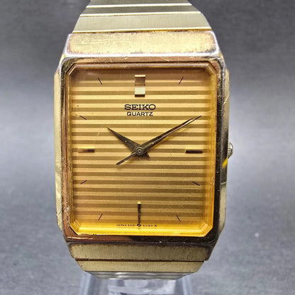 Seiko Tank Watch Men 26mm Champagne Dial Gold 5Y31-5000 Rectangle New Battery0
