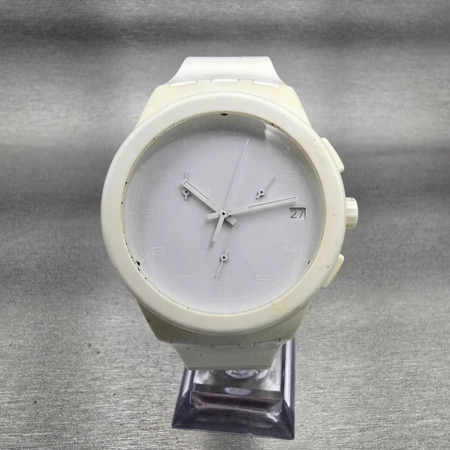Swatch BASIC WHITE Chronograph Watch Men White Dial White Date SUSW400 New Batt0