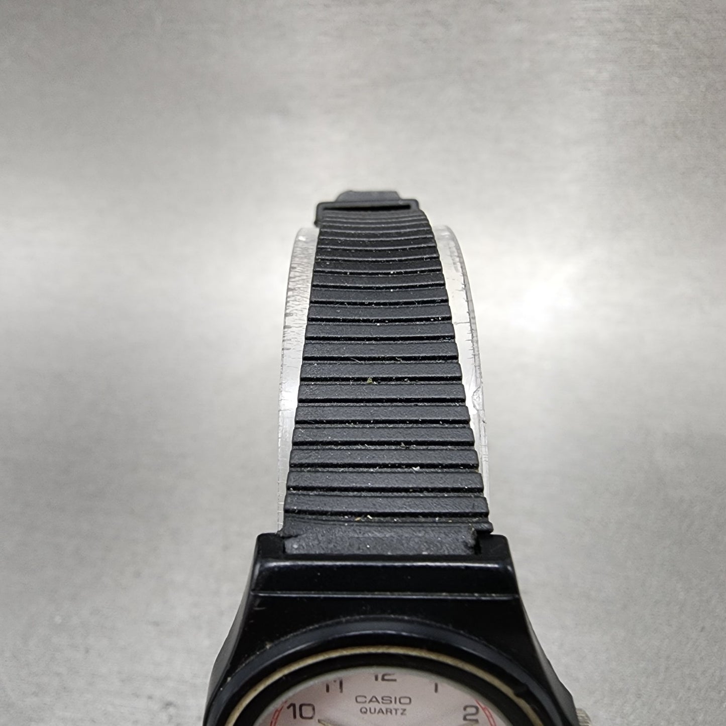 Casio Watch Women 24mm White Dial Black Tone Round LQ30W New Battery4