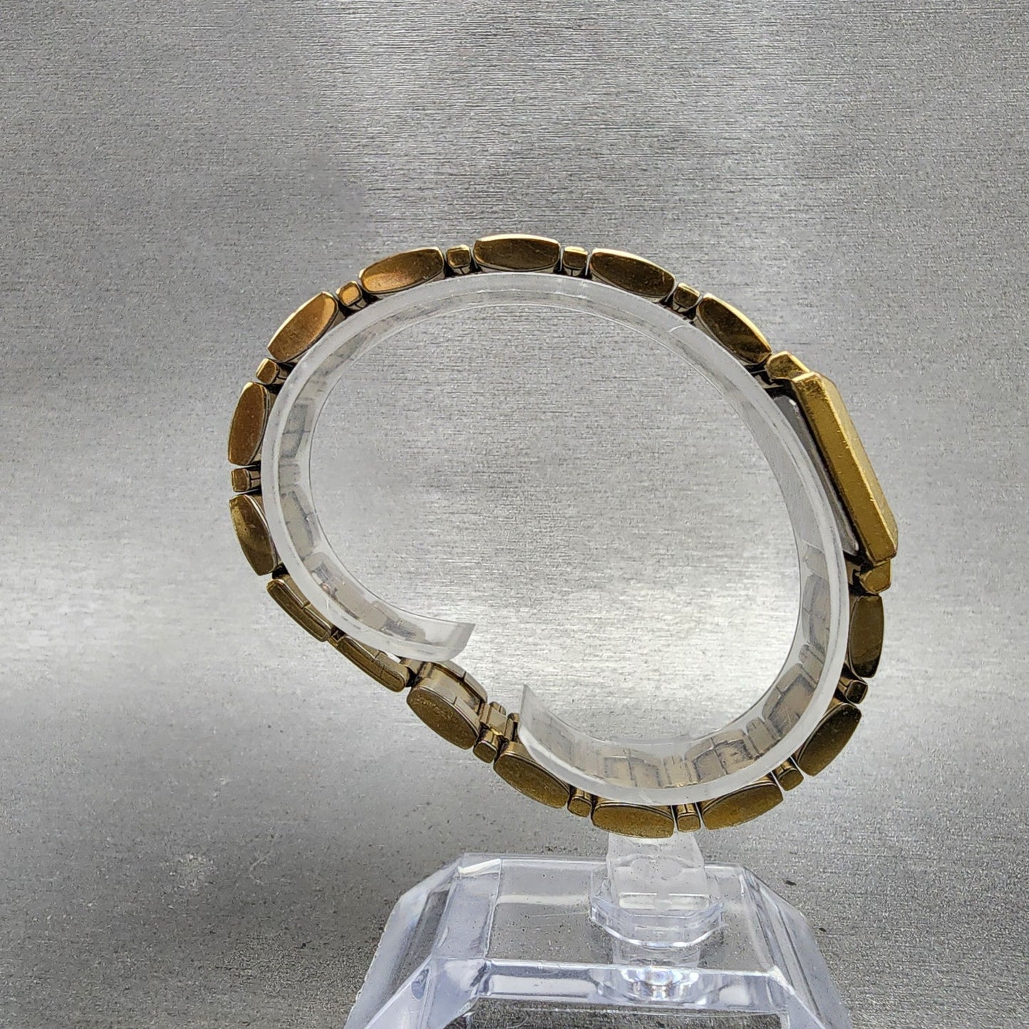 Seiko Tank Watch Women 20mm White Dial Gold Tone Square V4006530 New Battery8