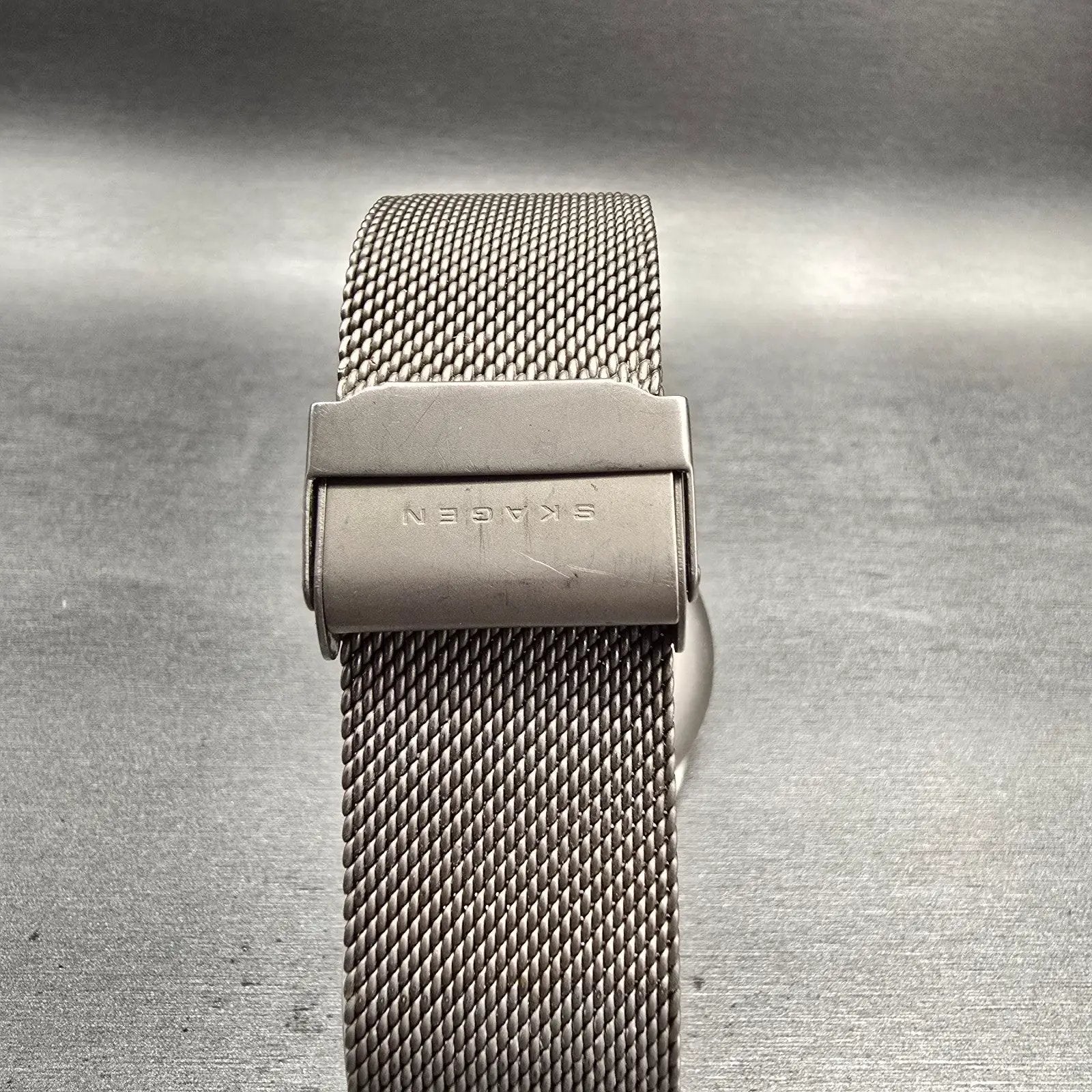 Skagen Melbye Watch Men 40mm Gray Dial Titanium Daydate Round SKW6007 New Batt7