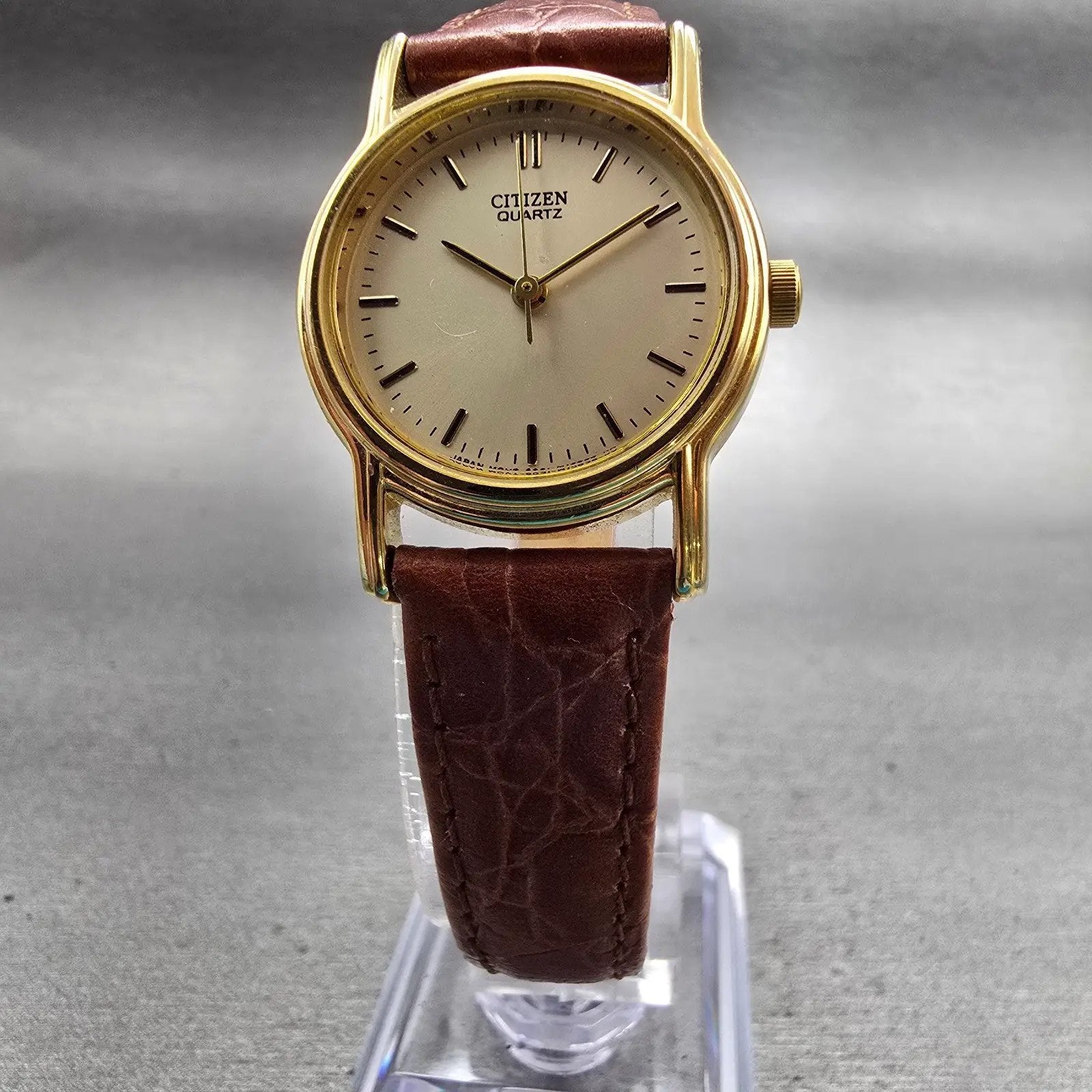 Citizen Watch Women 25mm Champagne Dial Gold Tone Round 6031-079191 New Battery5
