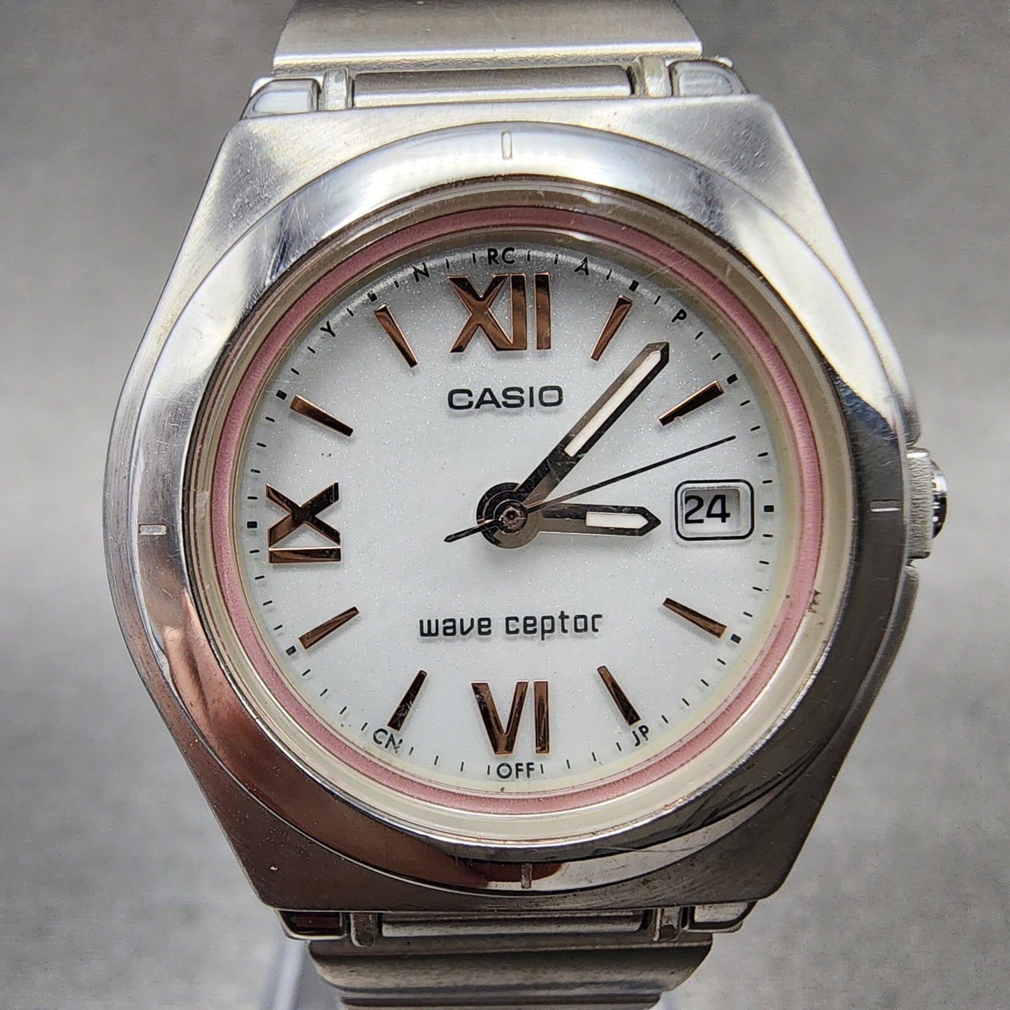 Casio Waveceptor Watch Women 28mm White Dial Silver Tone Date Round LWQ-10 Works