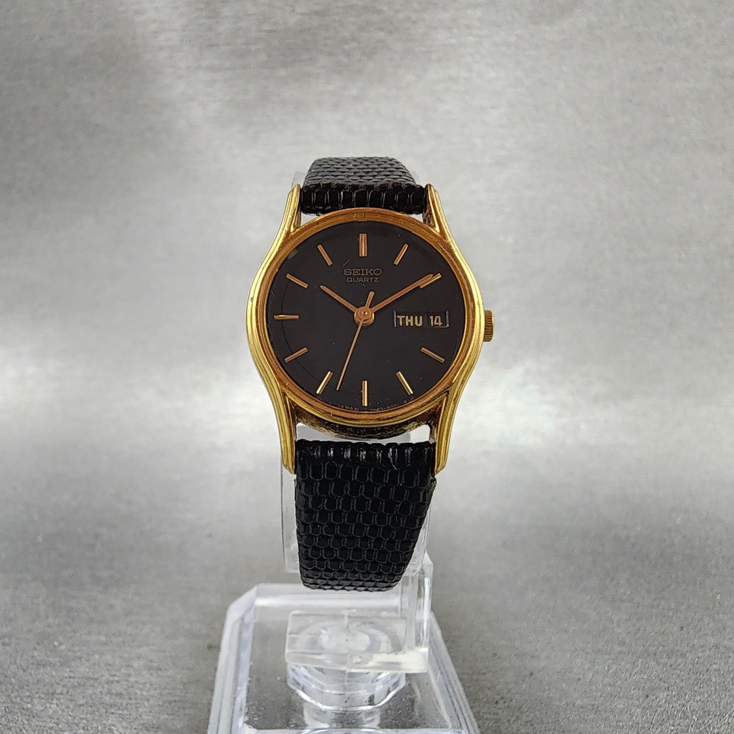 Seiko Watch Women 22mm Black Dial Gold Tone Daydate 7n836021 New Battery5