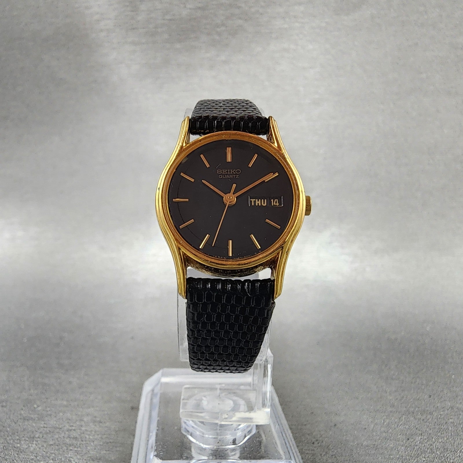 Seiko Watch Women 22mm Black Dial Gold Tone Daydate 7n836021 New Battery5
