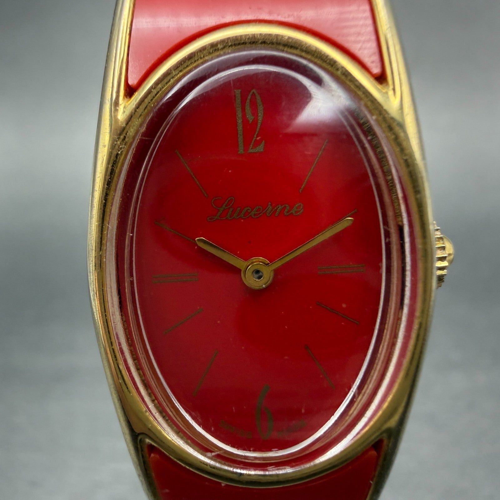 Lucerne bangle Watch Women 18mm Red Dial Gold Tone Oval Manual  Wind Runs VTG1