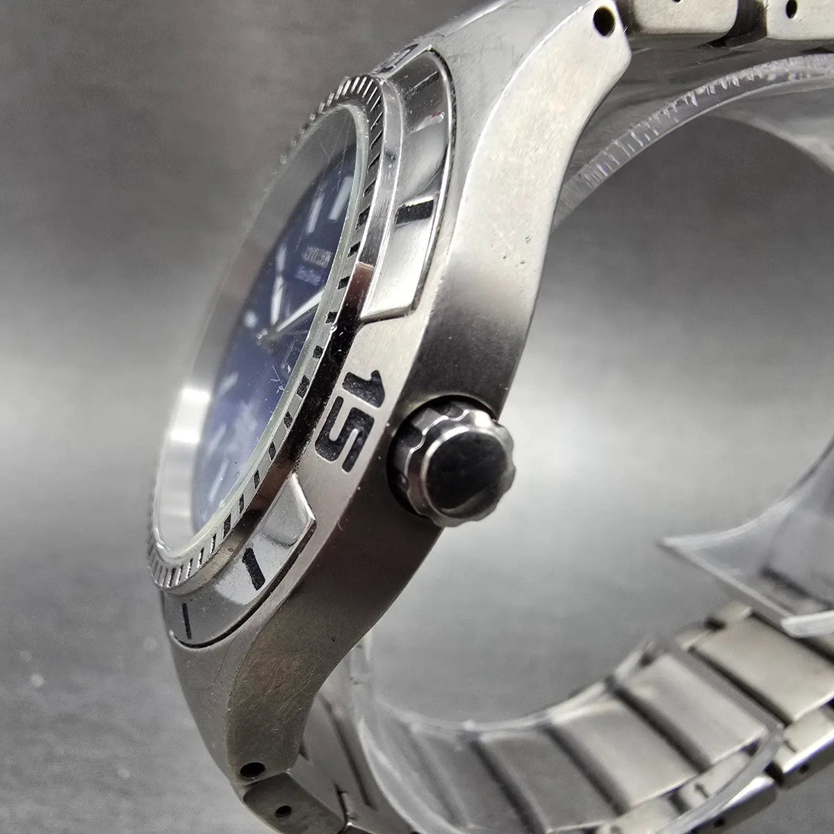 Citizen Eco-Drive Dive Watch Men 40mm Blue Dial Silver Daydate E101-K004403 Runs2