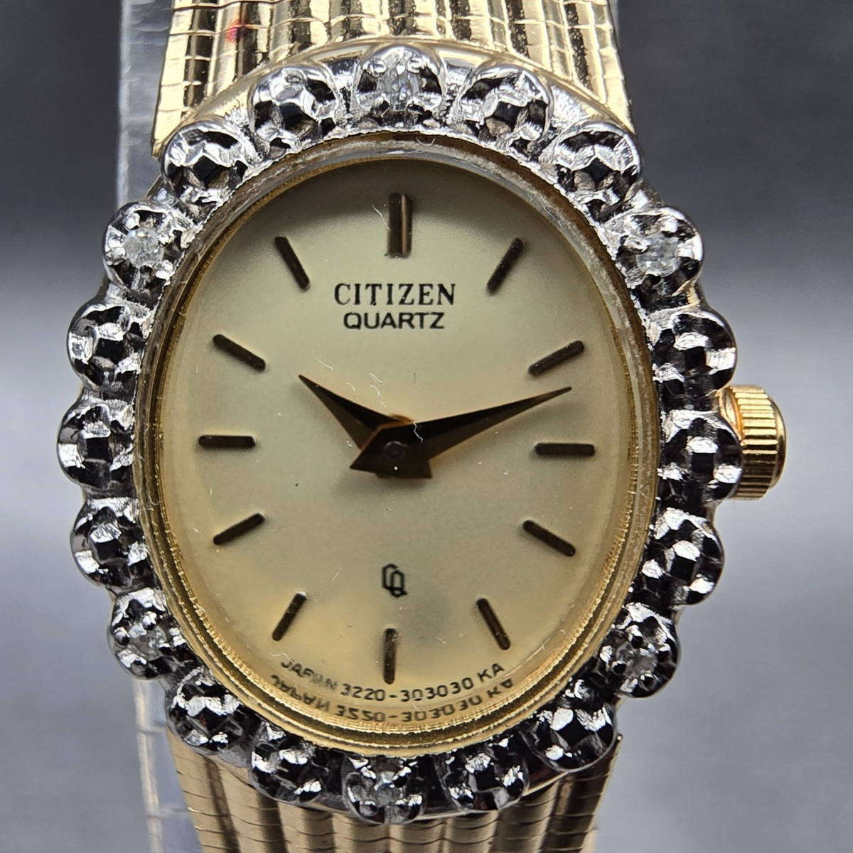 Citizen CQ Watch Women 17mm Cream Dial Gold Tone Gemmed 3220 New Battery NOS4