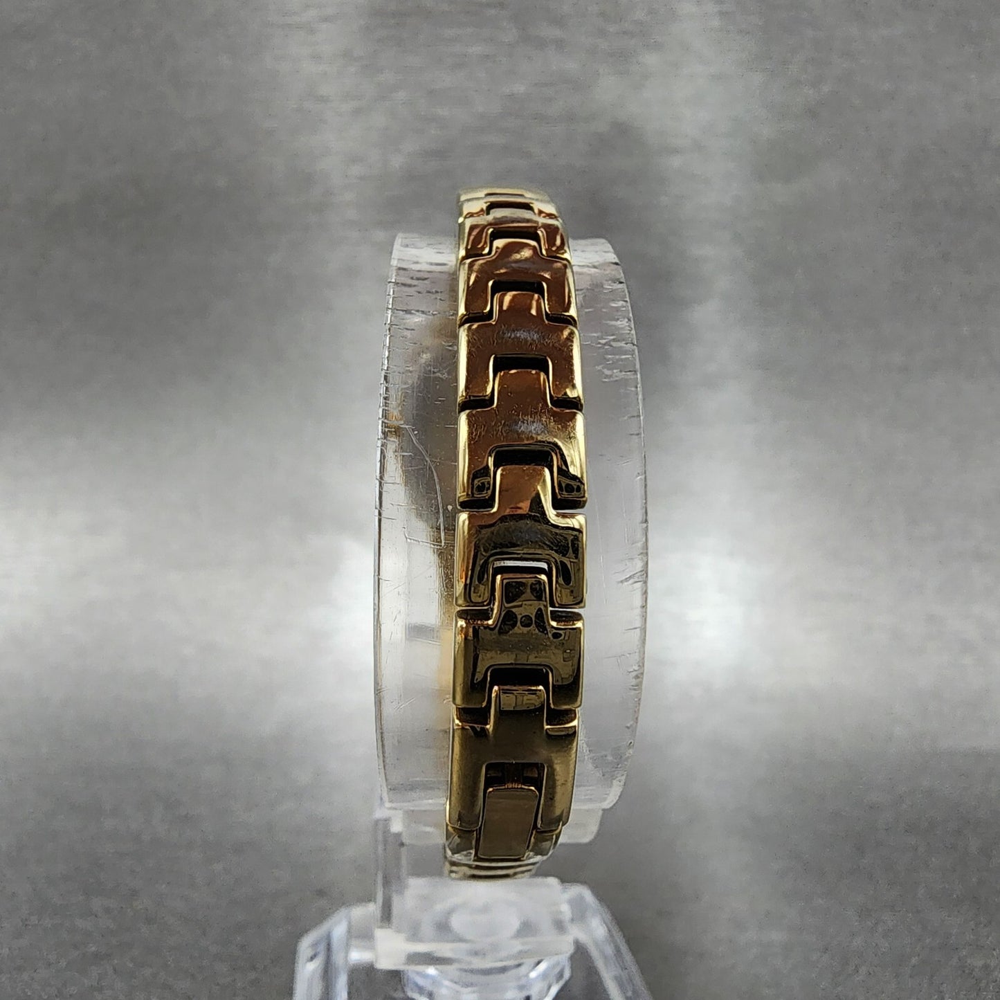 Citizen EcoDrive Watch Women 17mm Cream Dial Gold Tone Rectangle Runs7