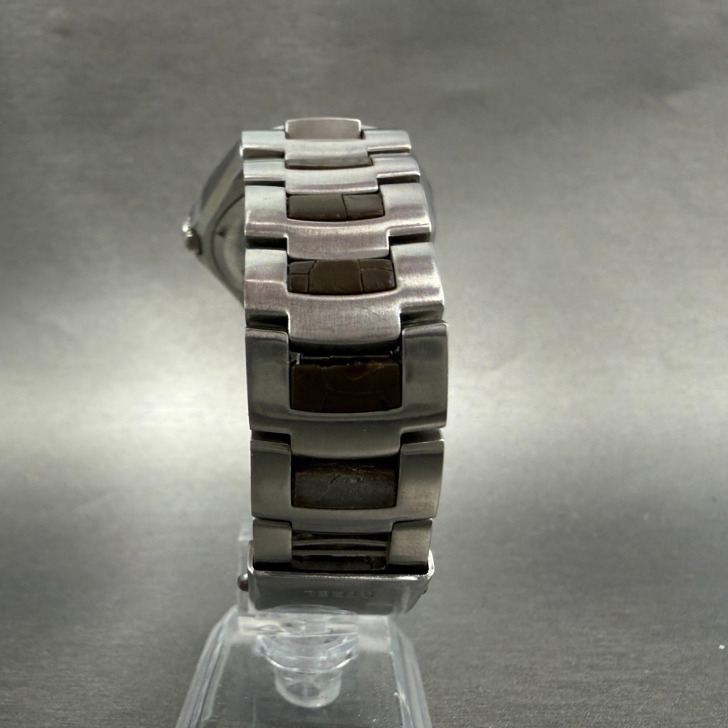 Guess Water Pro Watch Men 37mmm Silver Dial Silver Tone Round P177GL New Battery7