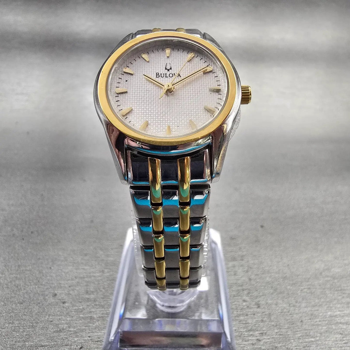 Bulova Watch Women 26mm Silver Dial Two Tone Round 98L138 New Battery Bracelet5