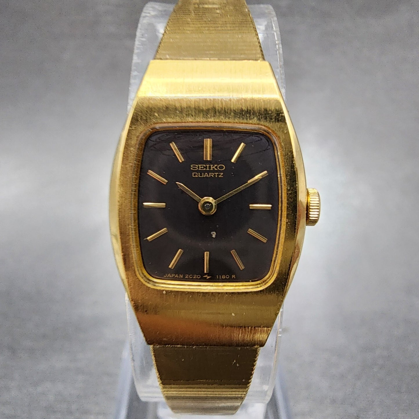 Seiko Watch Women 16mm Black Dial Gold Tone 2c205559 New Battery0