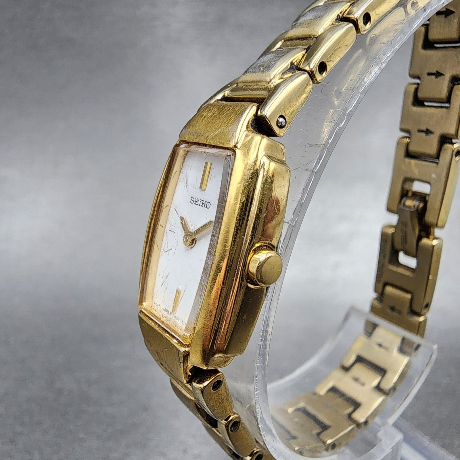 Seiko Watch Women 16mm White Dial Gold Tone Rectangle 1N000GA0 New Battery2