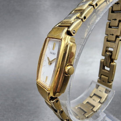 Seiko Watch Women 16mm White Dial Gold Tone Rectangle 1N000GA0 New Battery2