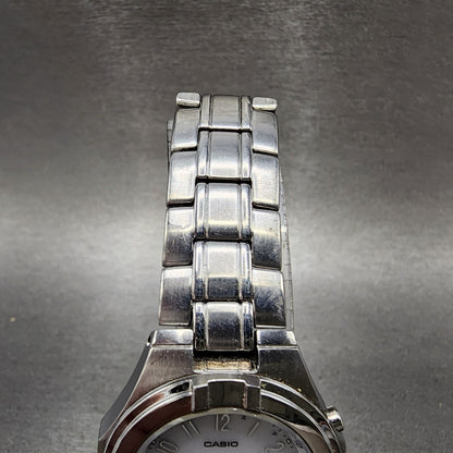 Casio Waveceptor Watch Women 30mm White Dial Silver Tone Date Round Runs LWQ1504