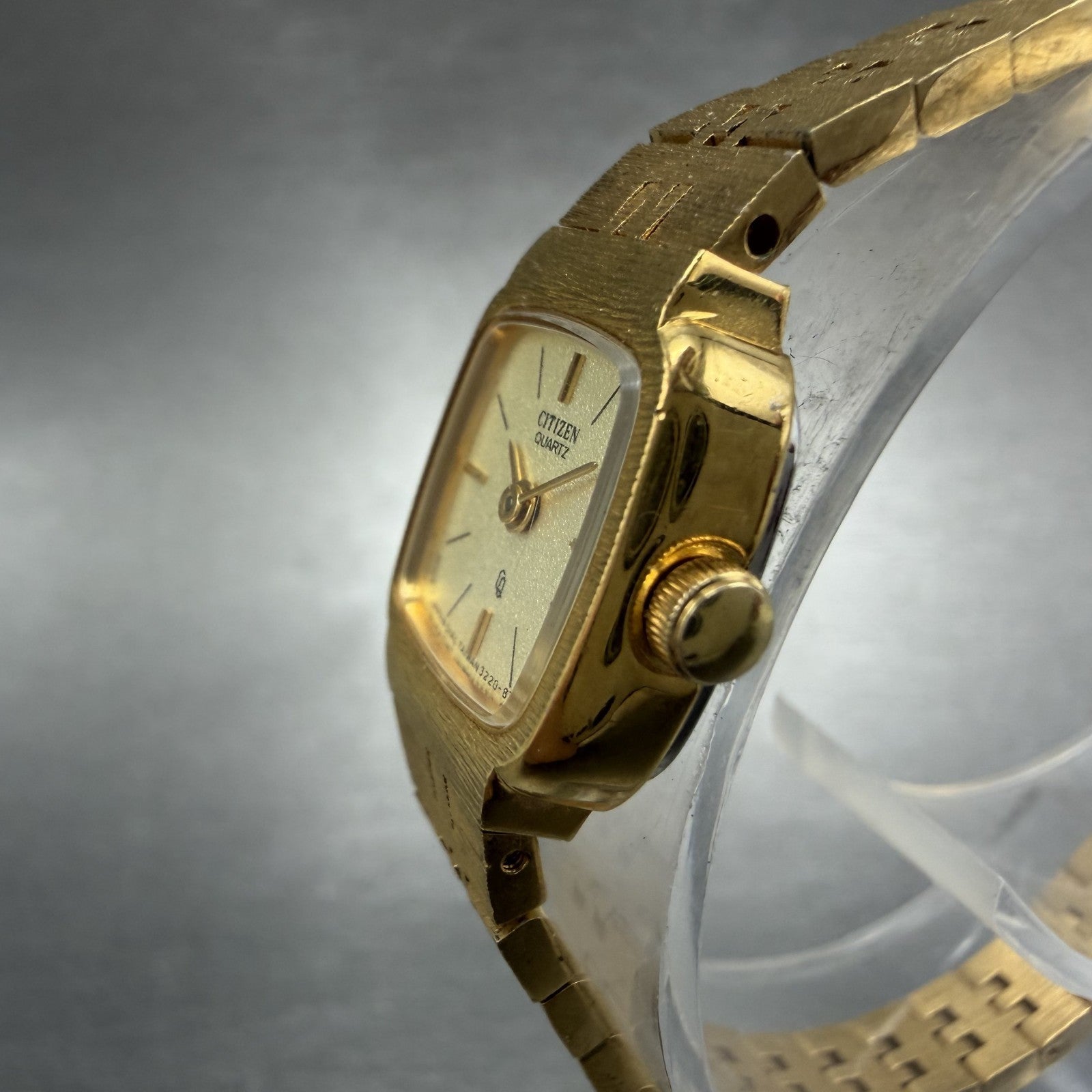 Citizen CQ Watch Women 17mm Champagne Dial Gold Tone 3220-893417 New Battery2