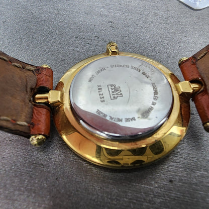 Jaz Paris Watch Women 30mm White Dial Gold Tone Round Leather Band New Battery9