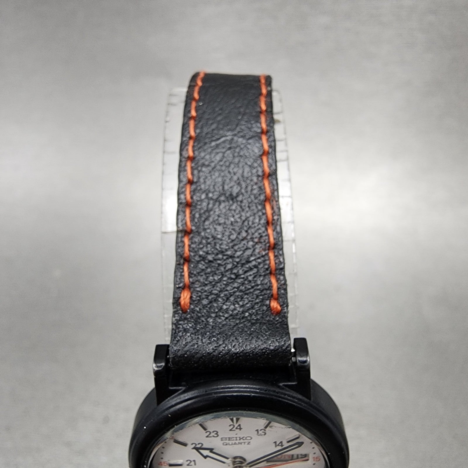 Seiko SQ Watch Women 24mm White Dial Black Tone Daydate Round 3E230A50 New Batt5