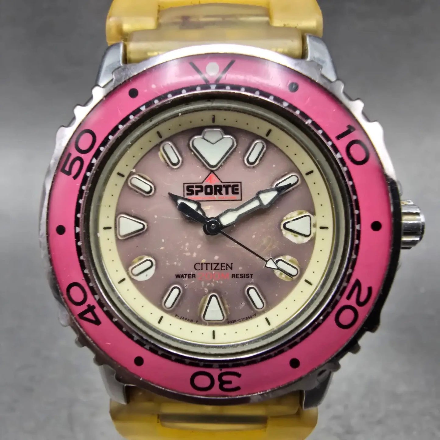 Citizen Sporte Dive Watch Women 35mm Pink Dial Silver Tone Round New Battery0