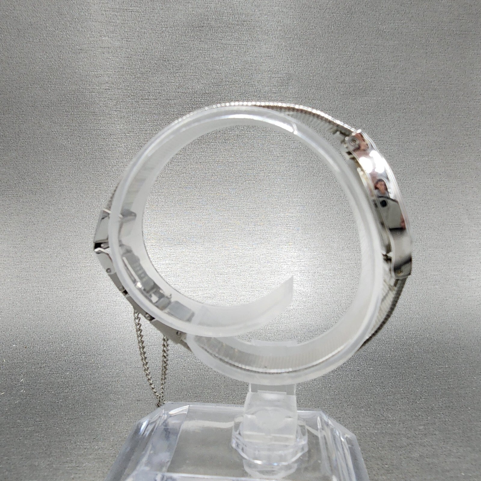 Seiko Watch Women 20mm Black Dial Silver Tone Oval 23205359 New Battery8