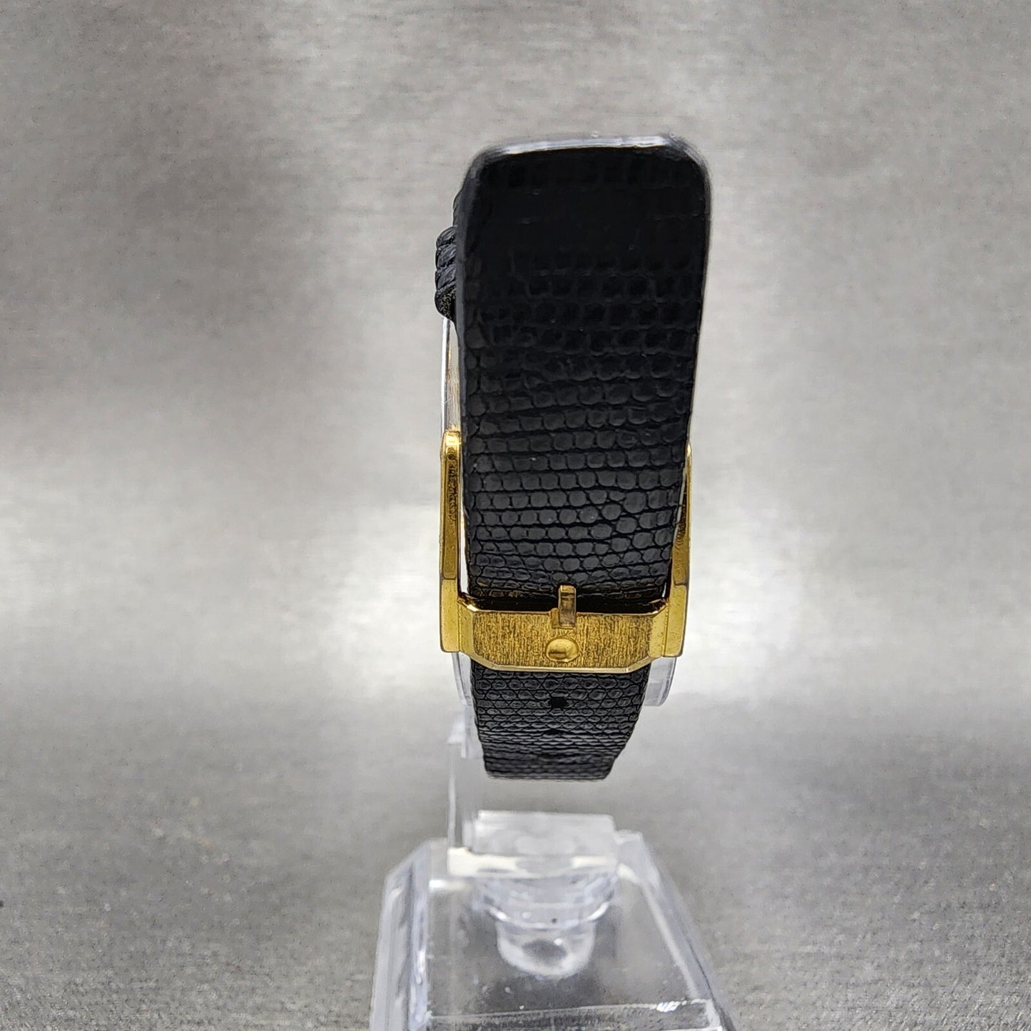 Movado Tank Watch Women 22mm Black & Gold Dial Gold Tone Rectangle New Battery7