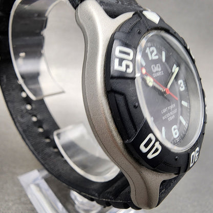 Citizen Q&Q Diver Watch Men 40mm Black Dial Gray Tone Solar Runs Round3
