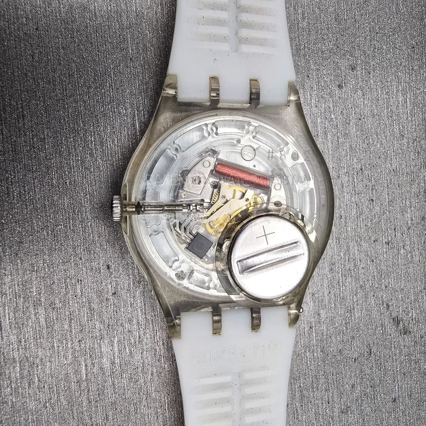 Swatch Gent Crazy Youngsters Watch Men White Dial Clear Case Round GE198 New Bat12