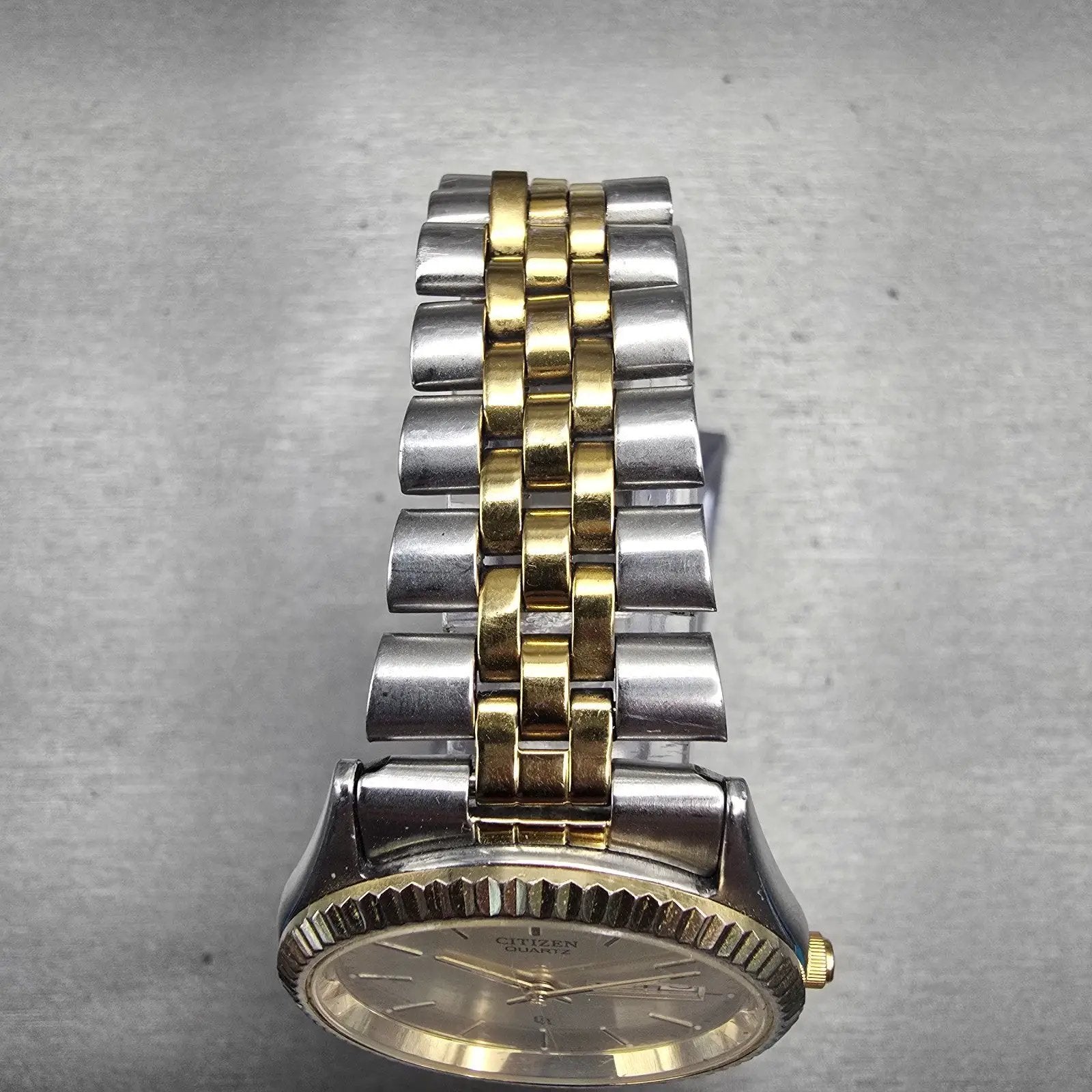 Citizen President Watch Men 35mm Champagne Dial Two Tone Daydate New Battery4