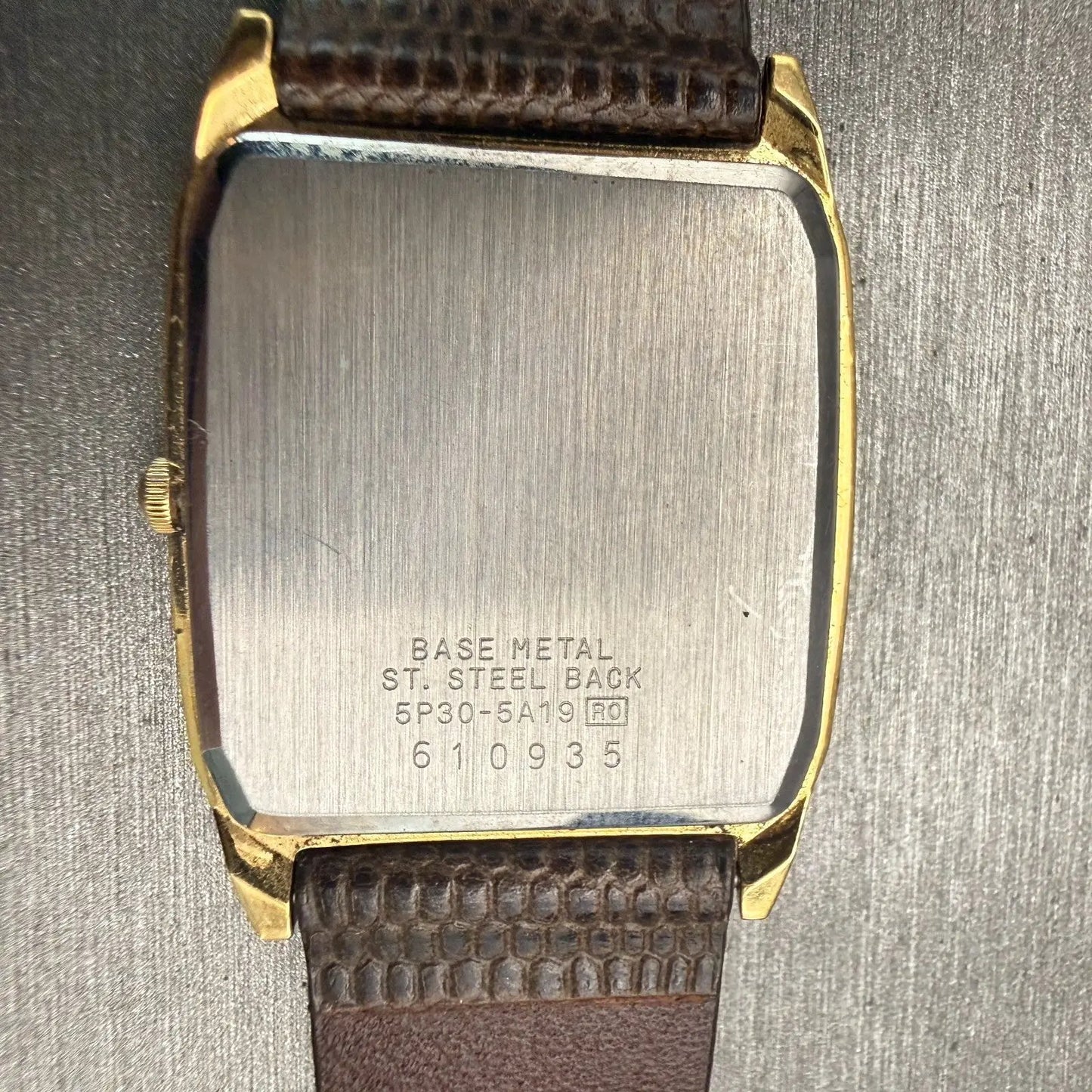 Seiko Watch Men 27mm Gold Dial Gold Tone Rectangle 5P30-5A19 New Battery Vintage10