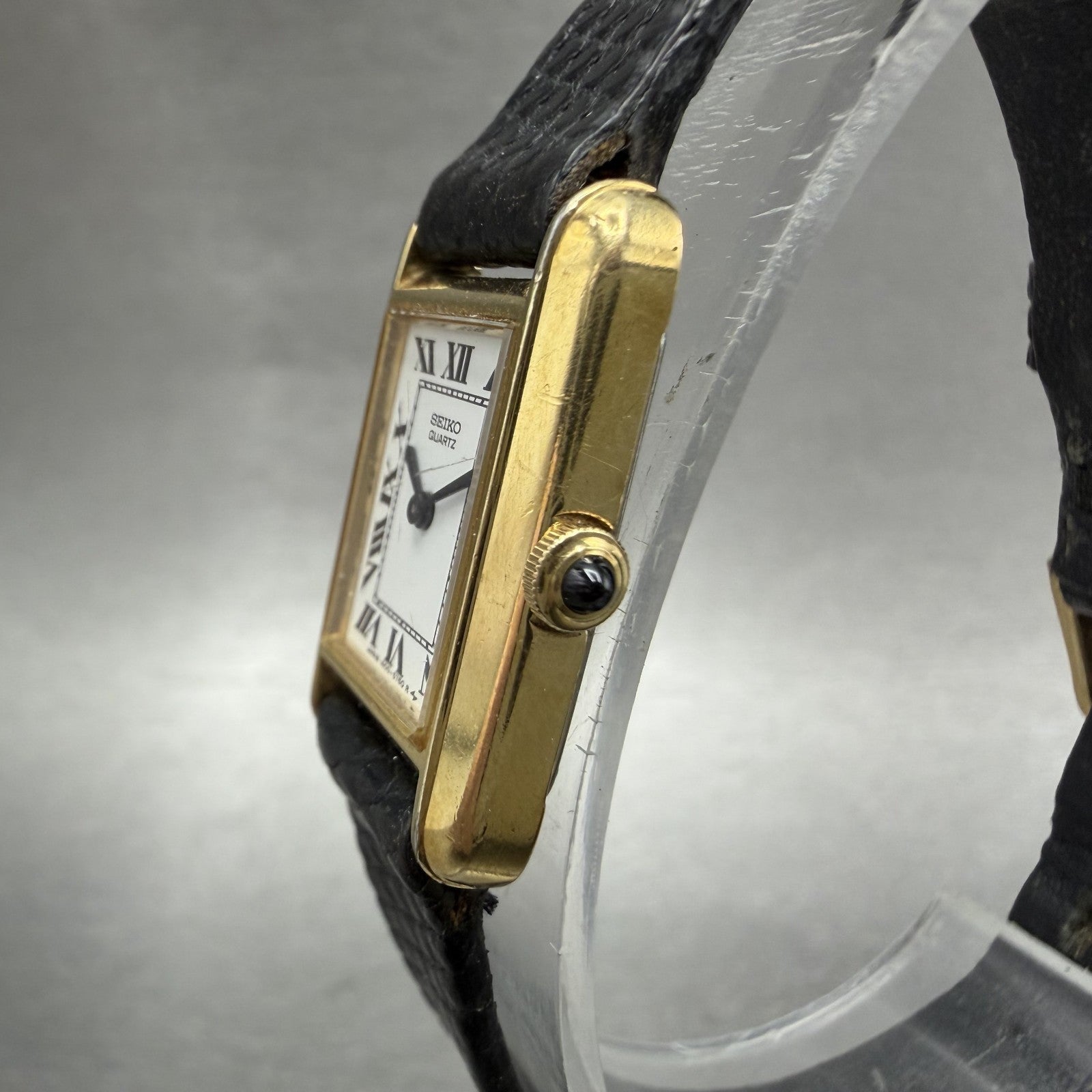 Seiko Tank Watch Women 17mm White Dial Gold Tone 14008069 New Battery VTG2