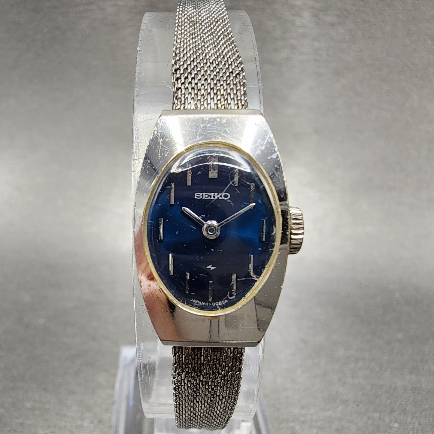 VTG Seiko Watch Women 15mm Blue Dial Silver Tone Manual Wind Rectangle 11 Runs0