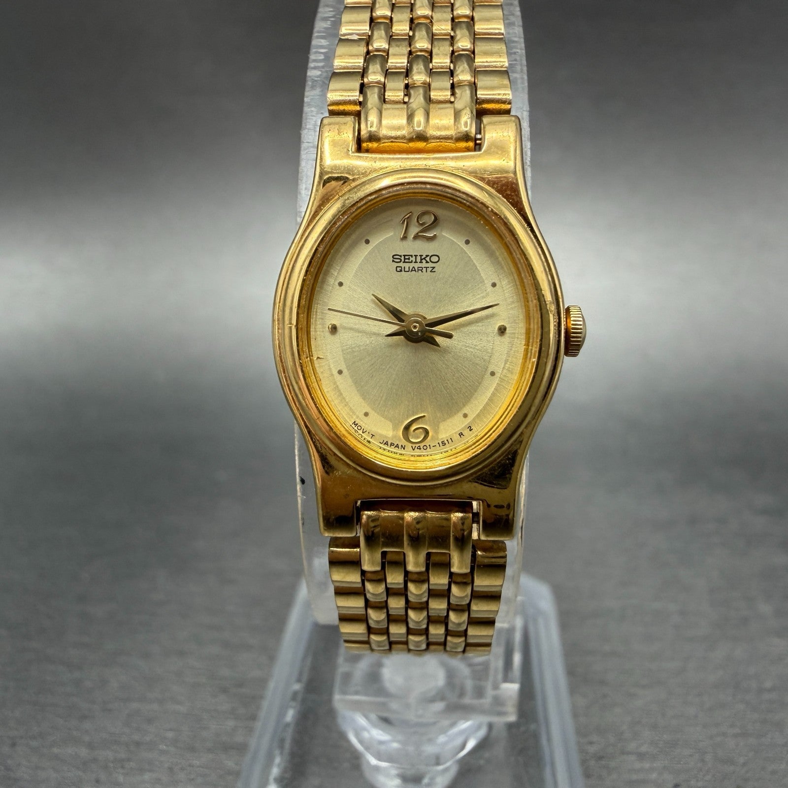 Seiko Watch Women 18mm Gold Dial Gold Tone Oval Vinatge V401-5109 New Battery HB0