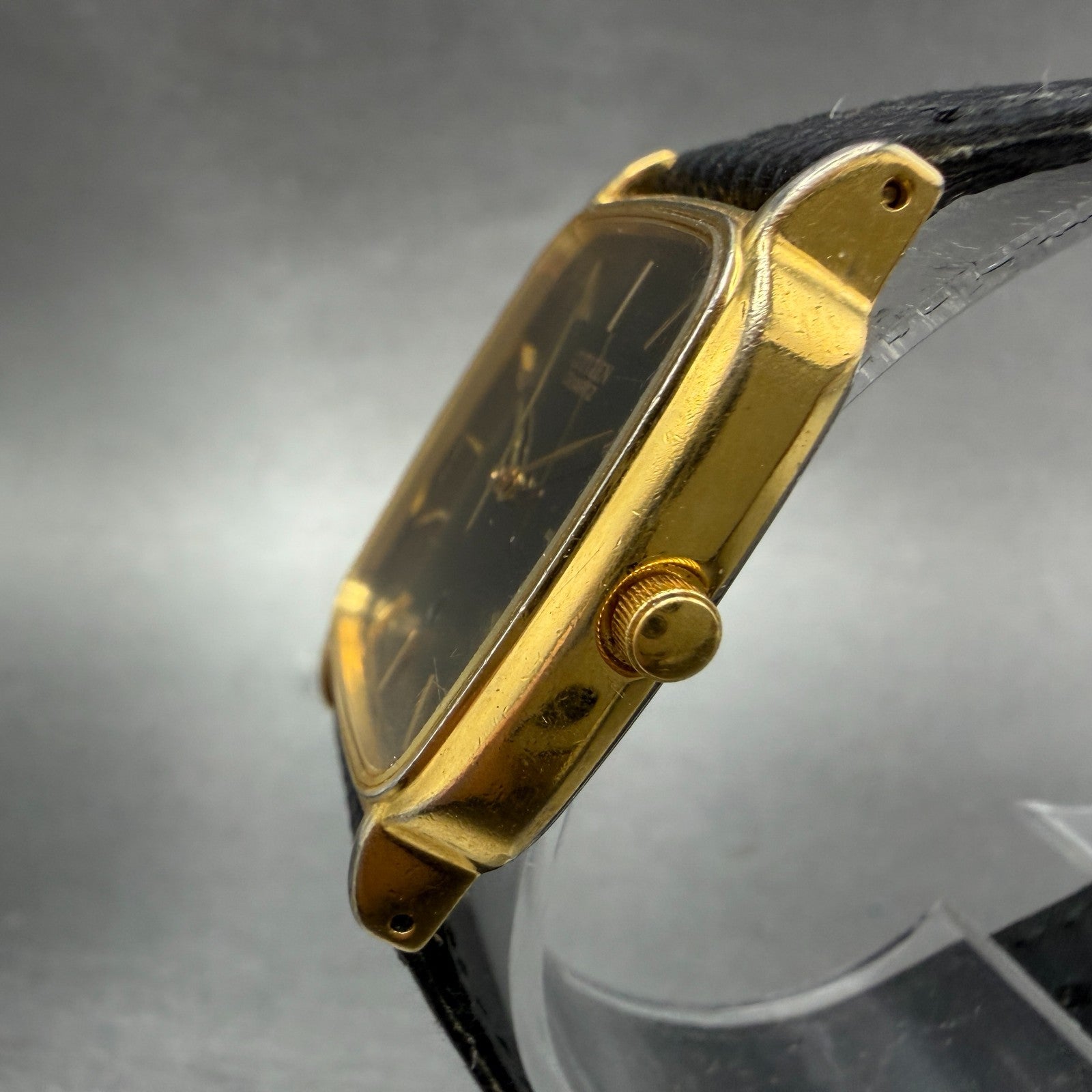 Citizen Tank Watch Men 27mm Black Dial Gold Tone Date Rectangle 6010-K00128 PART3
