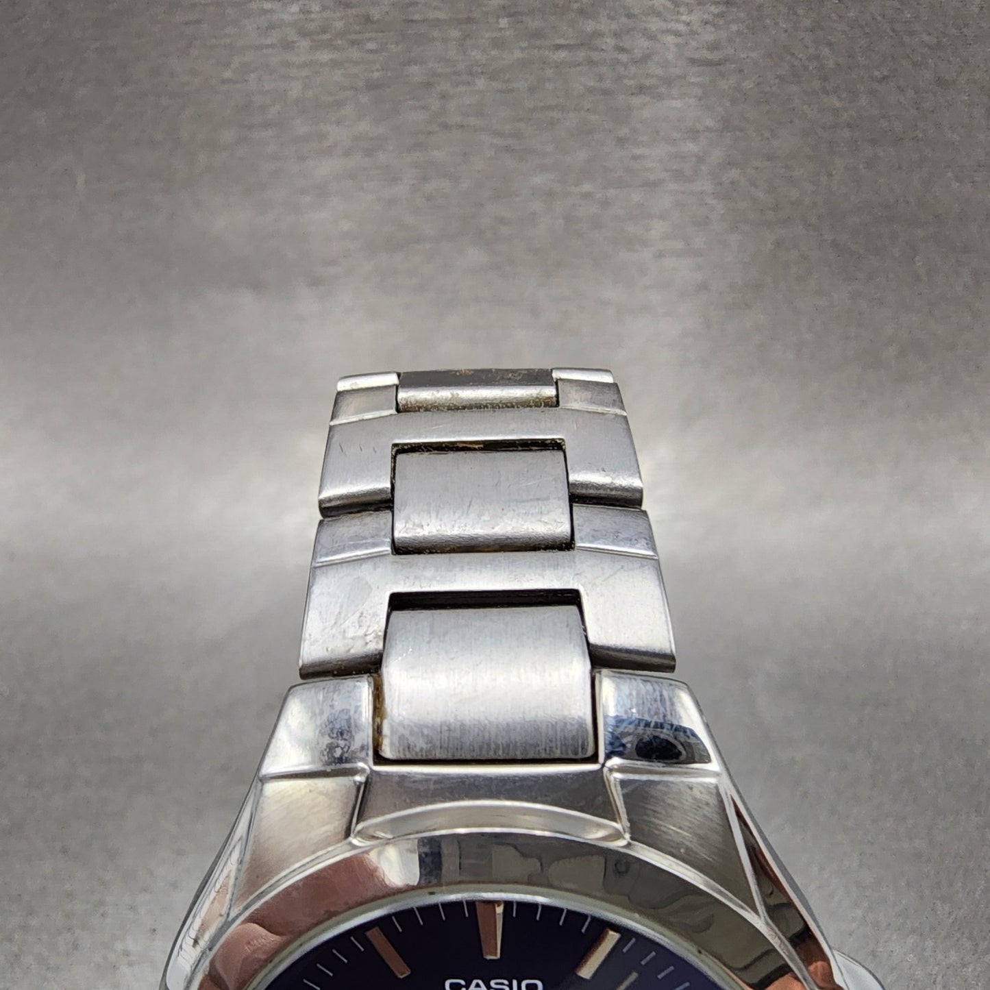 Casio Watch Men 38mm Blue Dial Silver Tone Daydate MTP1228D New Battery4