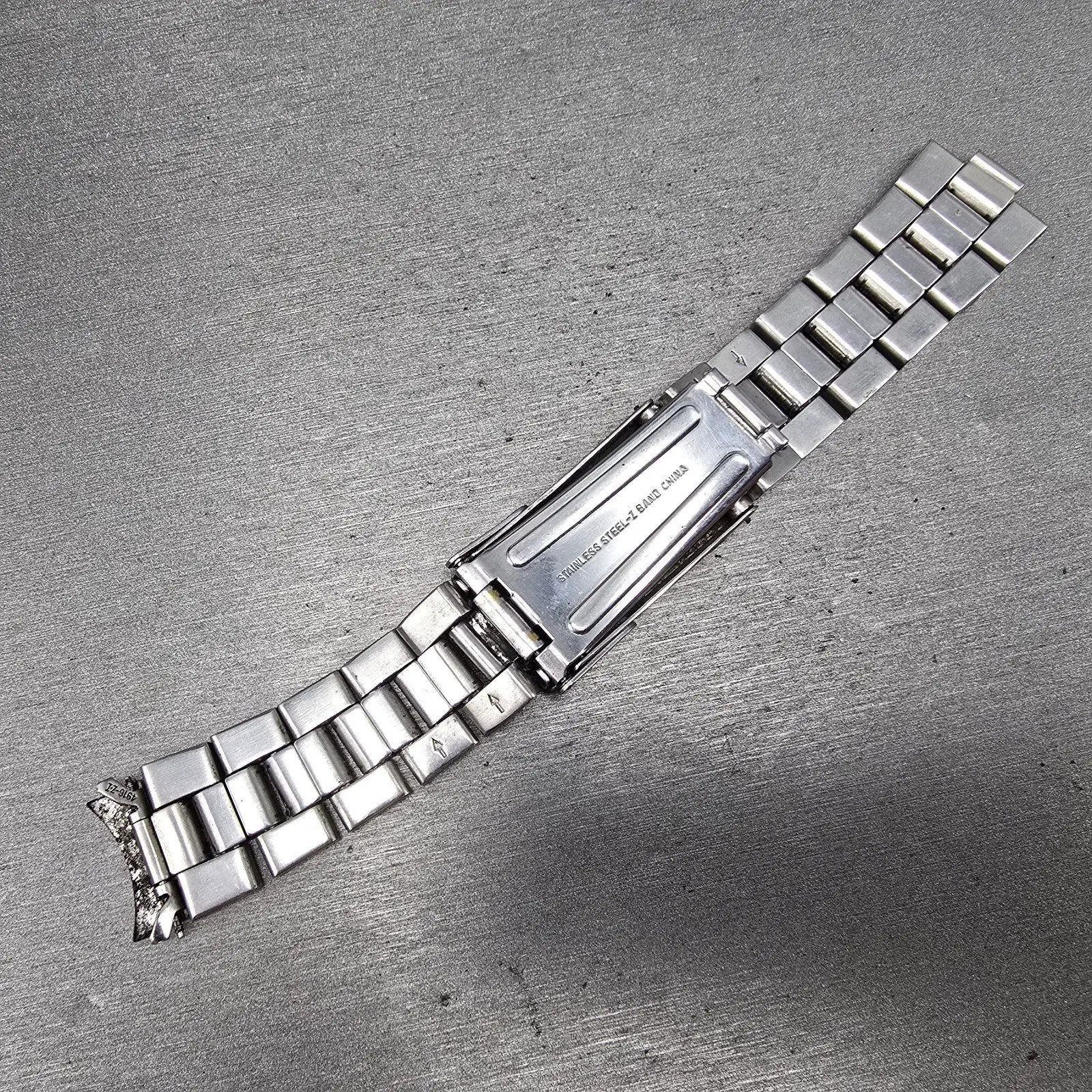 Seiko Bracelet For V742-8119 18mm Stainless Steel Two Tone 4916ZI Vintage7
