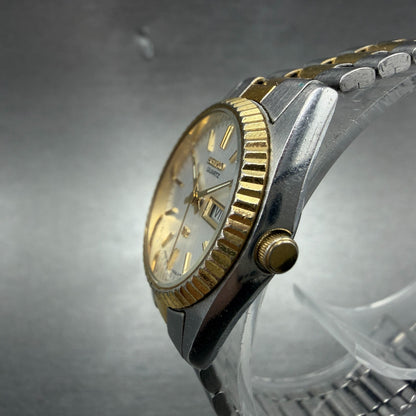Seiko SQ Watch Women 25mm Silver Dial Two Tone Daydate Round 2A23-0039 NewBat 982