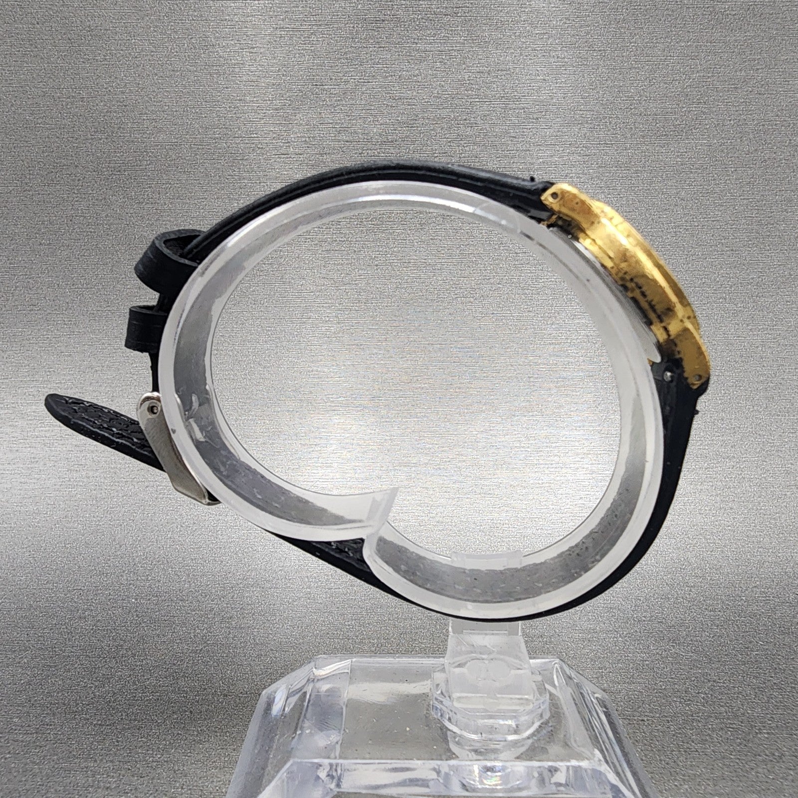 Seiko Watch Women 22mm Champagne Dial Gold Tone Round V701A110 New Battery8