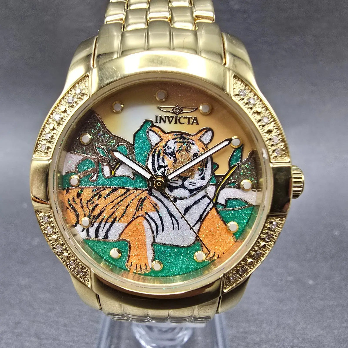 Invicta Classique Safari Tiger Watch Women 33mm Gold Tone Round 6496 New Battery0