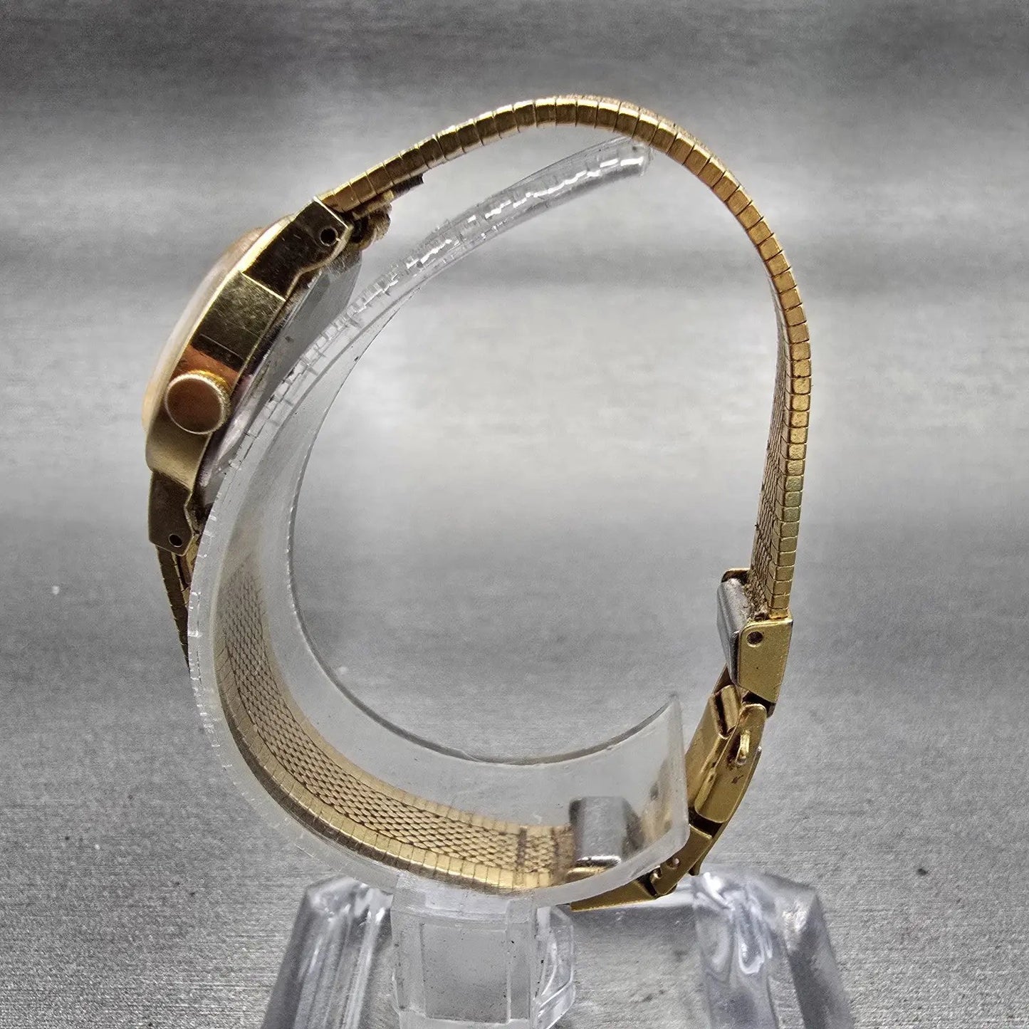 Seiko Watch Women 17mm Gold Dial Gold Tone Oval 1400-8339 New Battery Vintage6