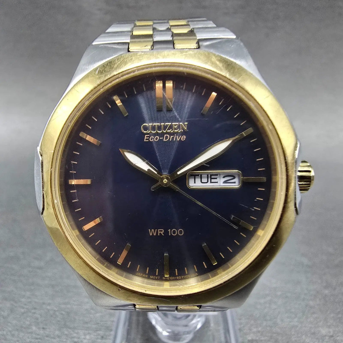 Citizen Eco-Drive Watch Men 39mm Black Dial Two Tone Daydate E101-S044294 READ!!0