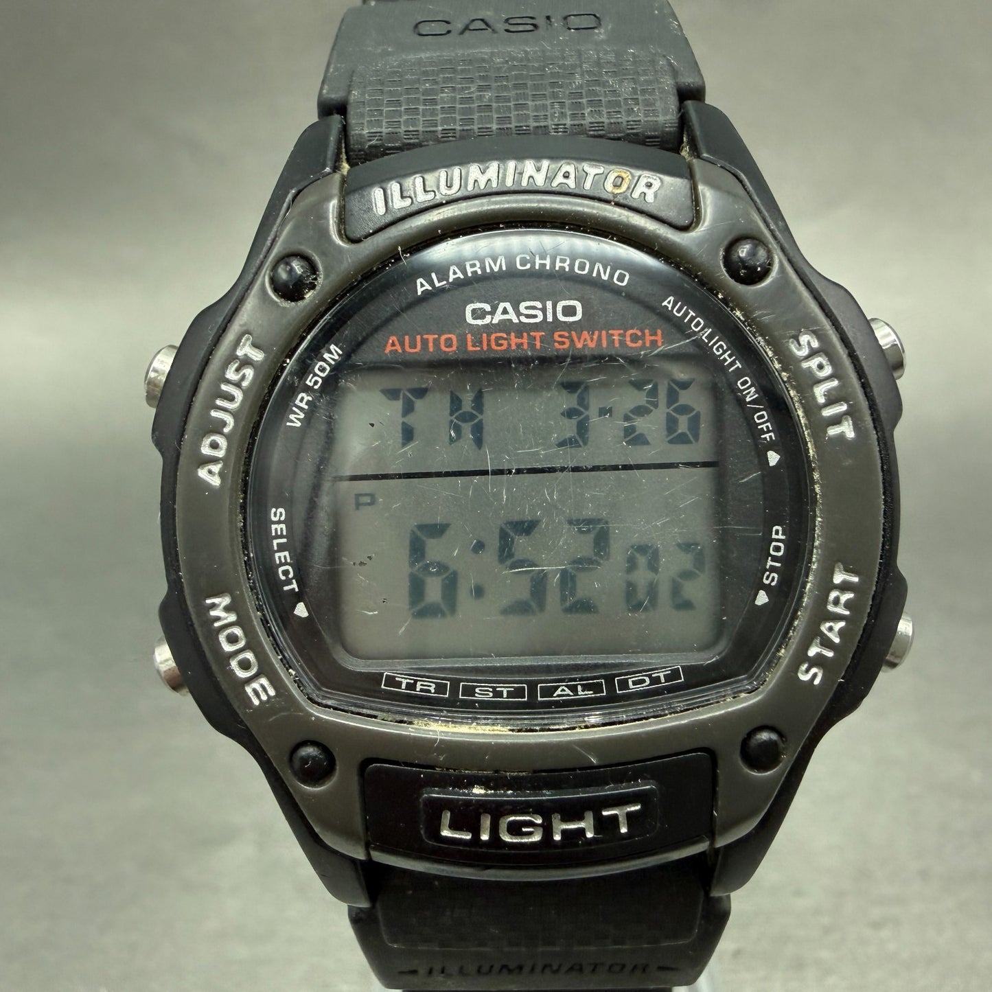 Casio Illuminator Watch Men 37mm Digital Alarm Chrono Black Round W-93H NewBat0