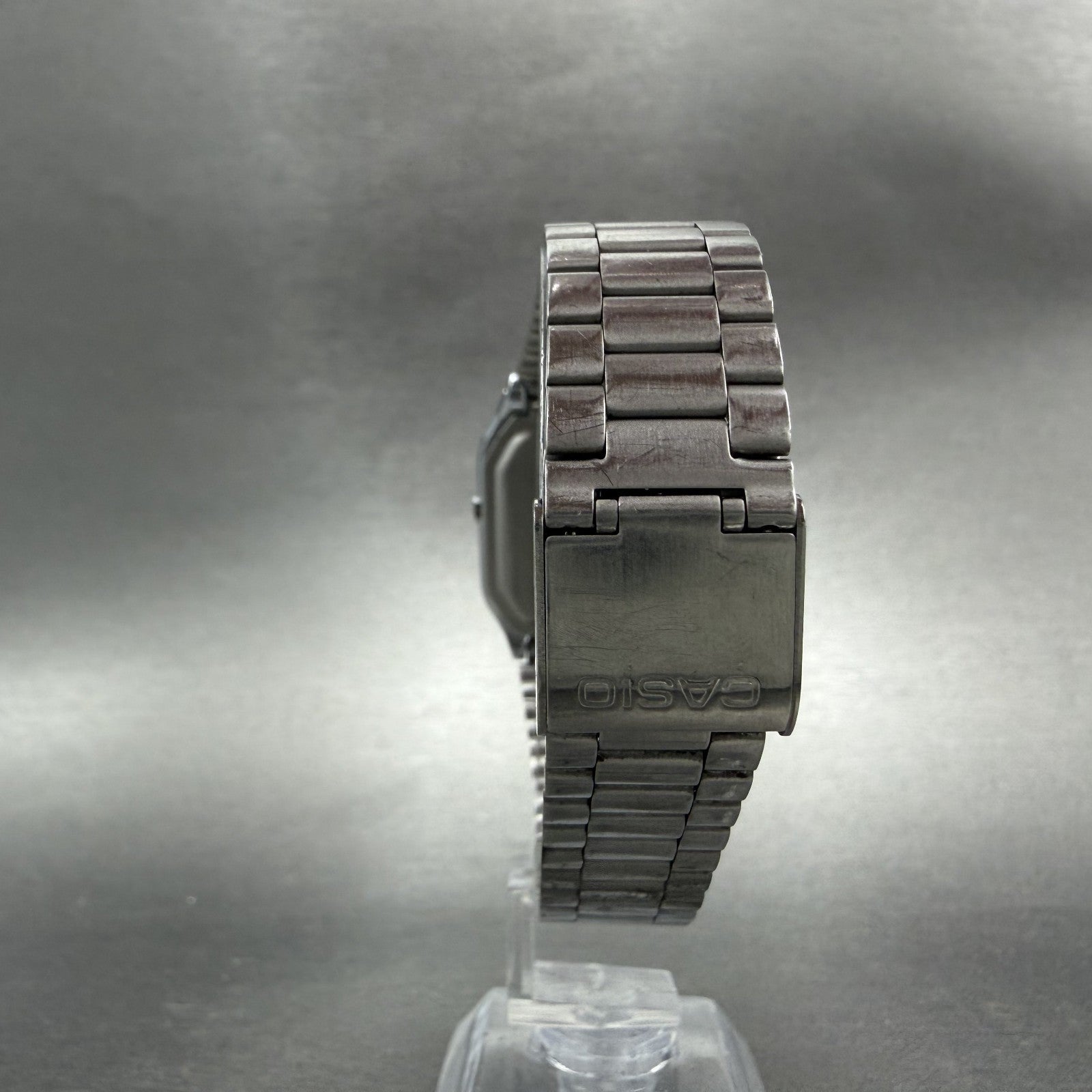 Casio AQ-230 Watch Men 30mm White Dial Silver Tone Alarm Chrono New Battery ABC8