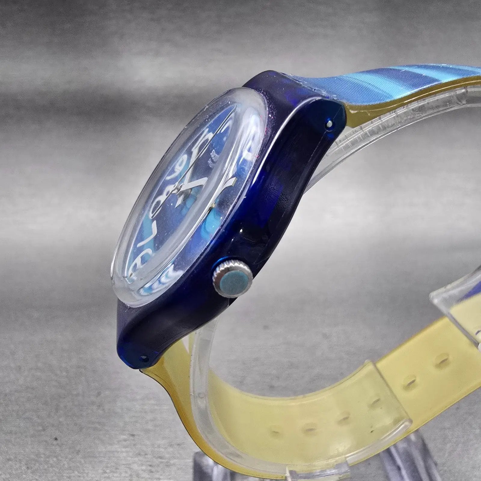 Swatch LINAJOLA Watch Unisex 34mm Blue Dial Blue Case Round GN237 New Battery2
