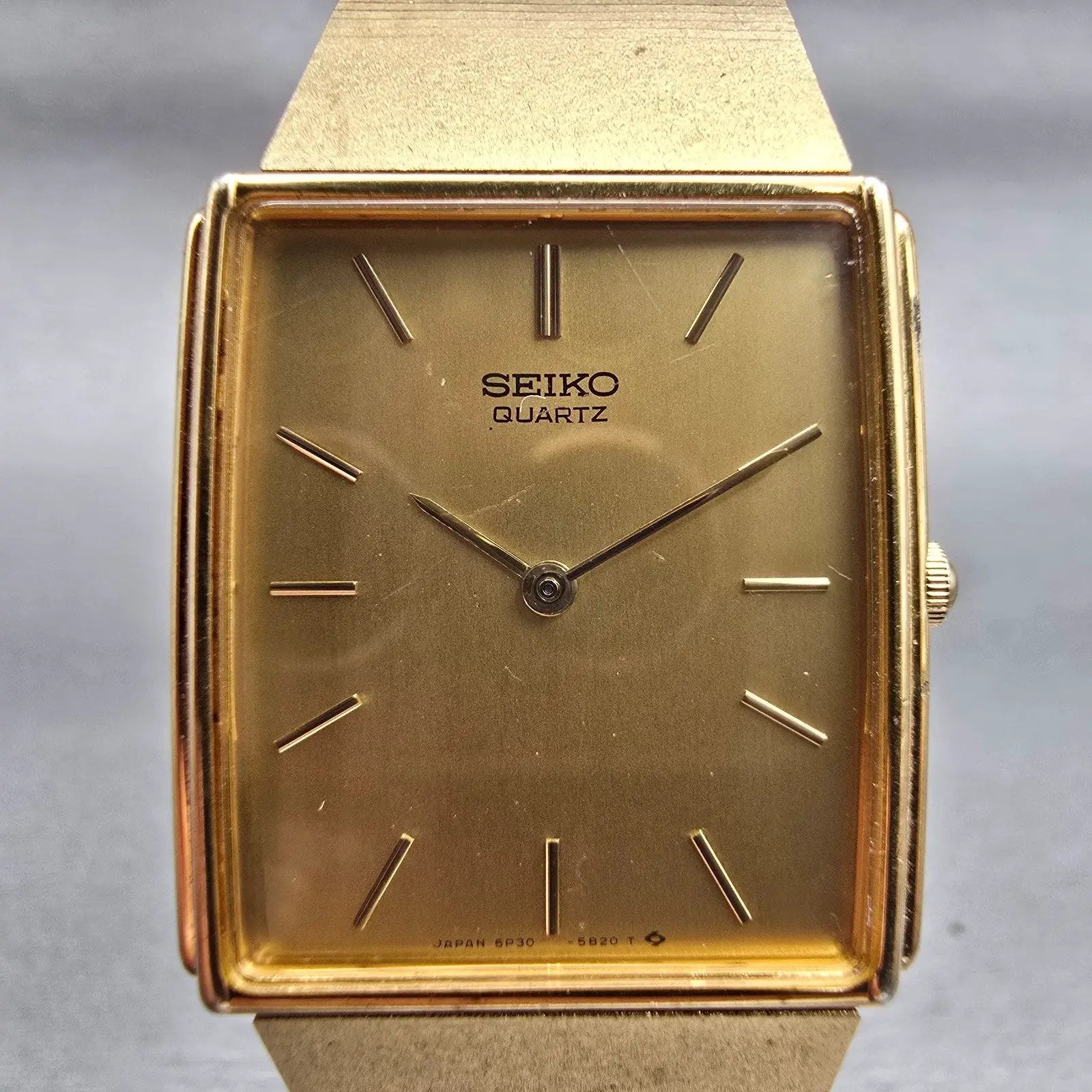 Seiko Tank Watch Men 25mm Gold Dial Gold Tone Rectangle 5P30-5A99 New Batt VTG1