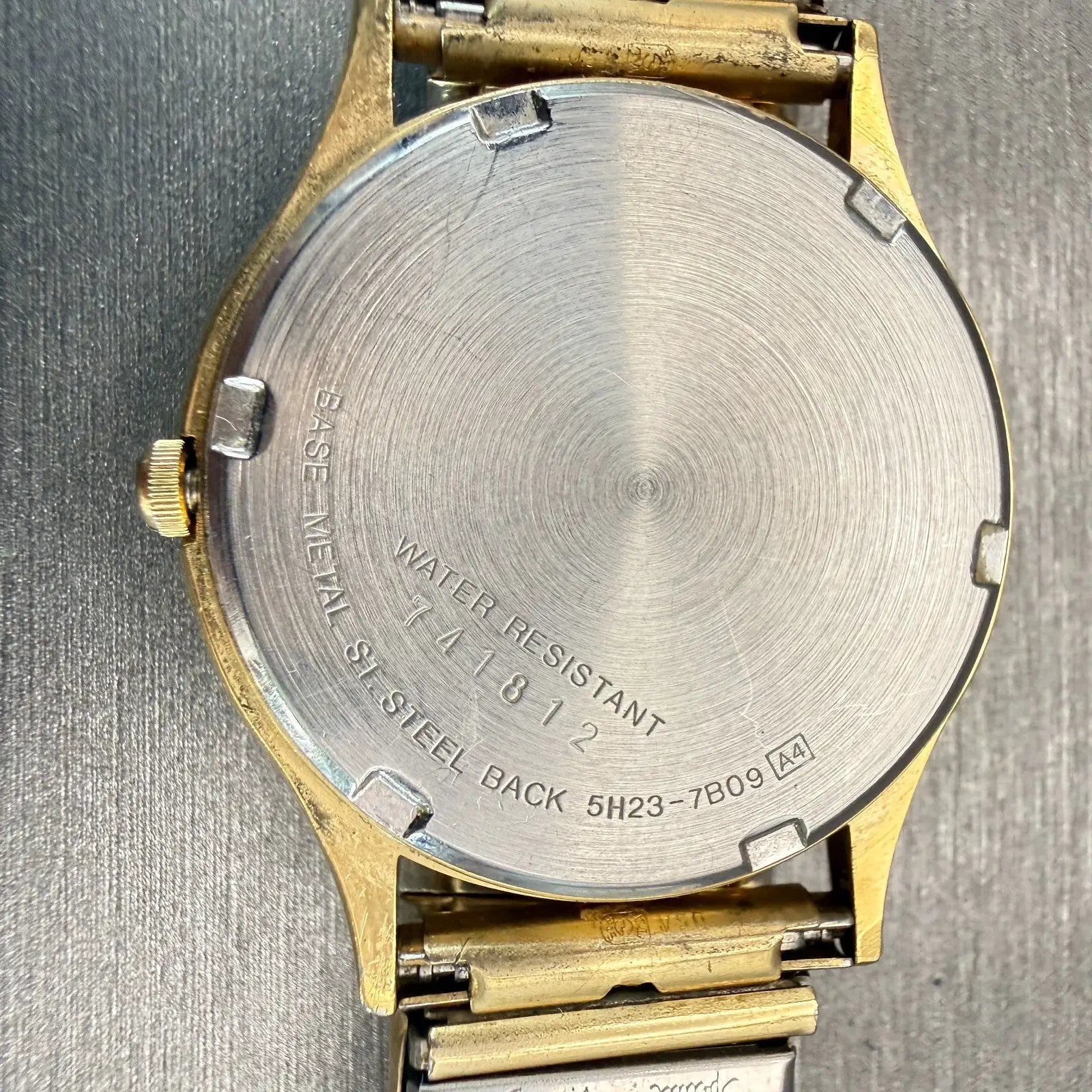 Seiko SQ Watch Men 34mm Gray Dial Gold Tone Daydate Round 5H23-7B09 New Battery10