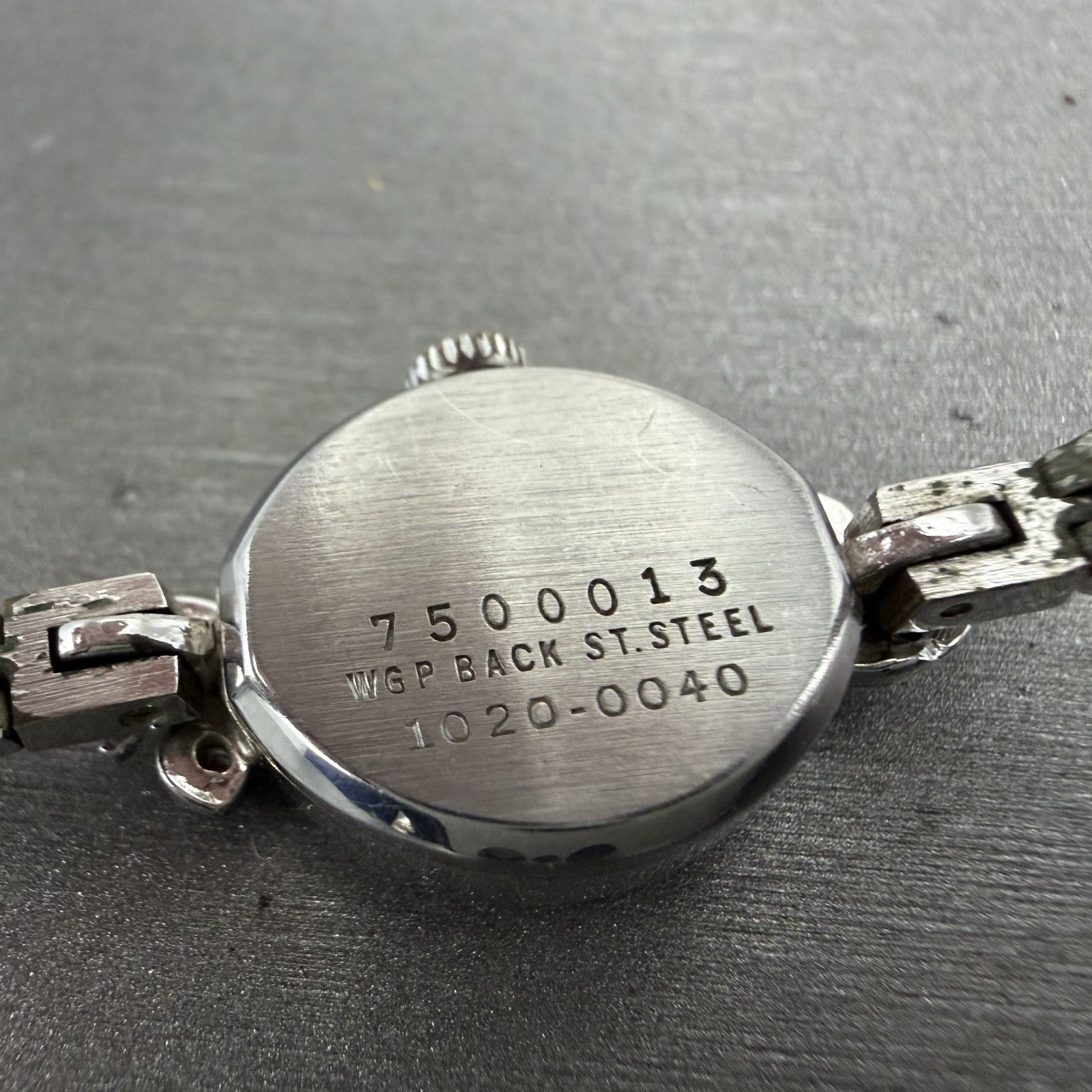 Seiko Queen Seiko Watch Women 16mm Silver Dial Silver Tone Manual 10200040 Runs9