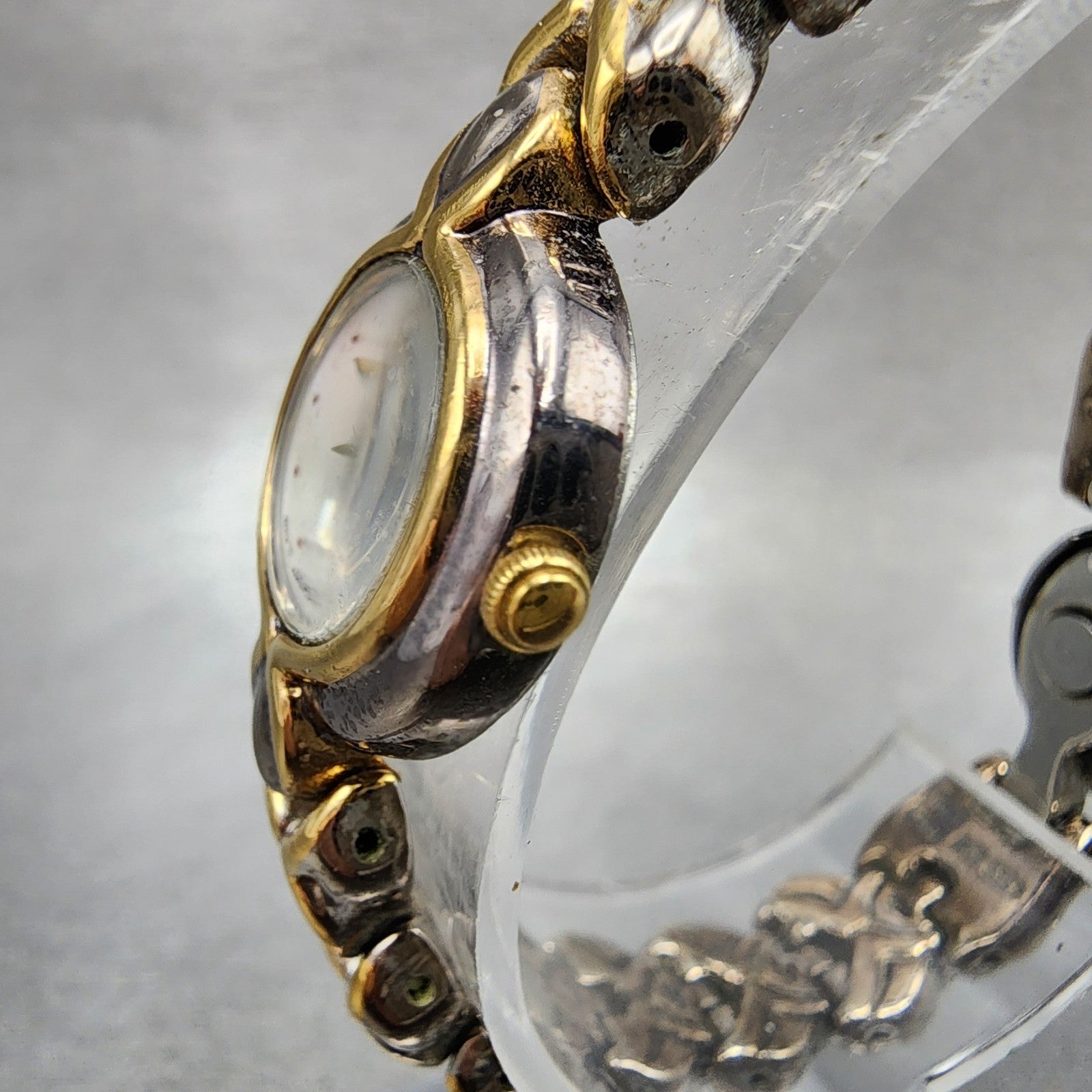 Seiko Watch Women 19mm MOP Dial Two Tone Round Bracelet 1n001d19 New Battery2