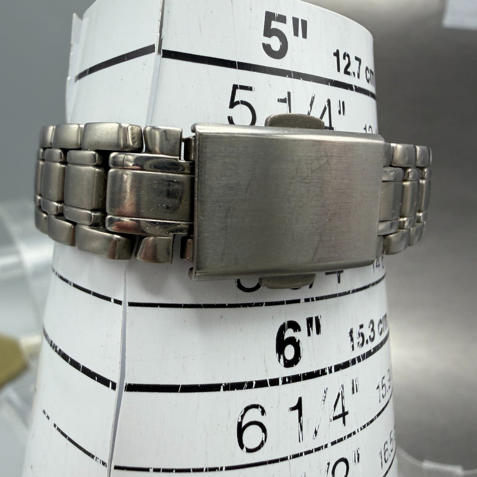 Seiko Spirit Watch Women 25mm Silver Dial Titanium Date 7N82-0380 New Battery10